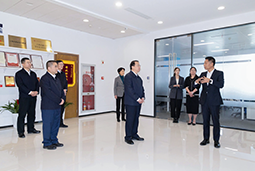龚正市长走访服务USDT钱包(中国)国际等重点企业，真心实意为企解忧、助企增利、促企开展